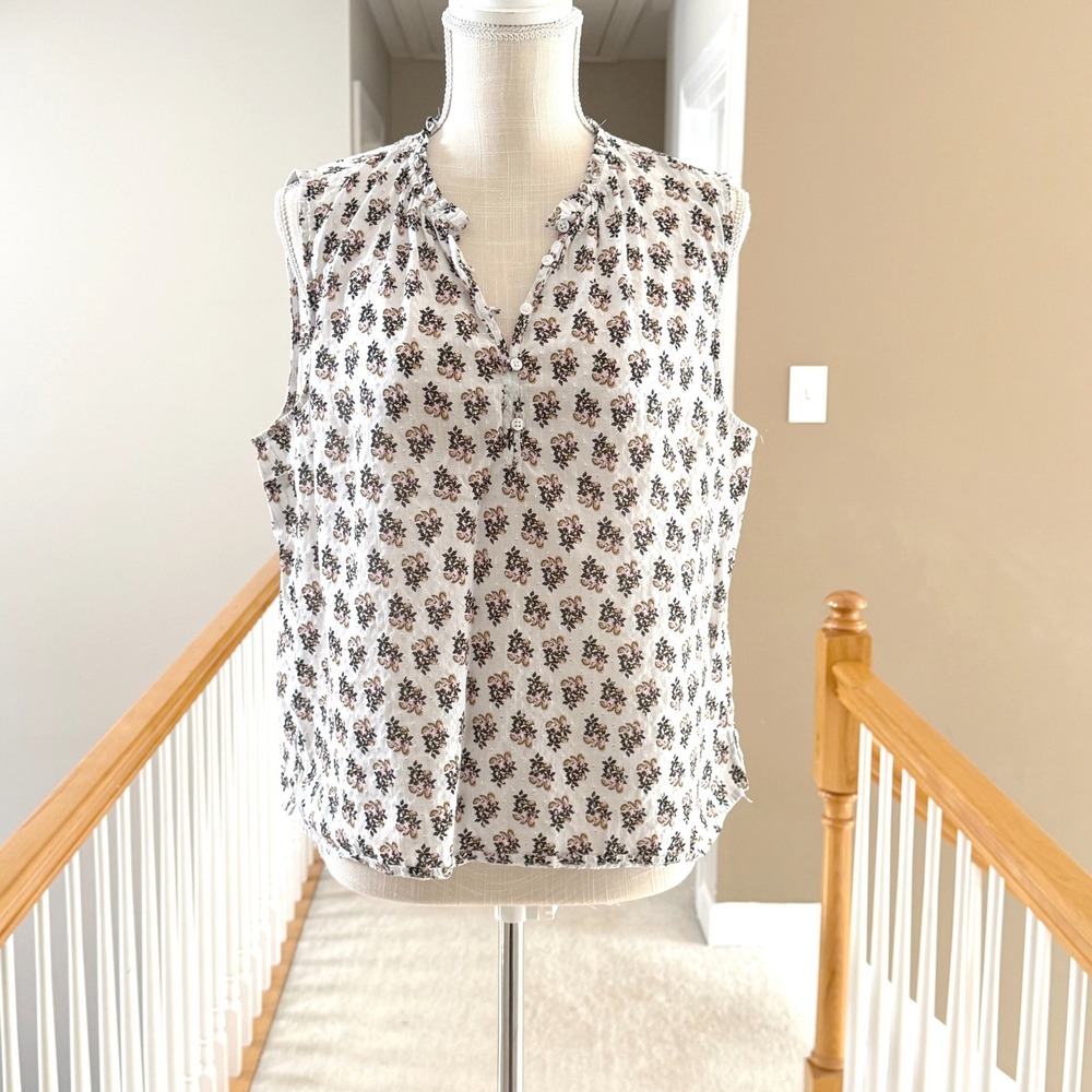 Talbots Petite XL Sleeveless Floral Blouse White Metallic Stripe Button Top XLp